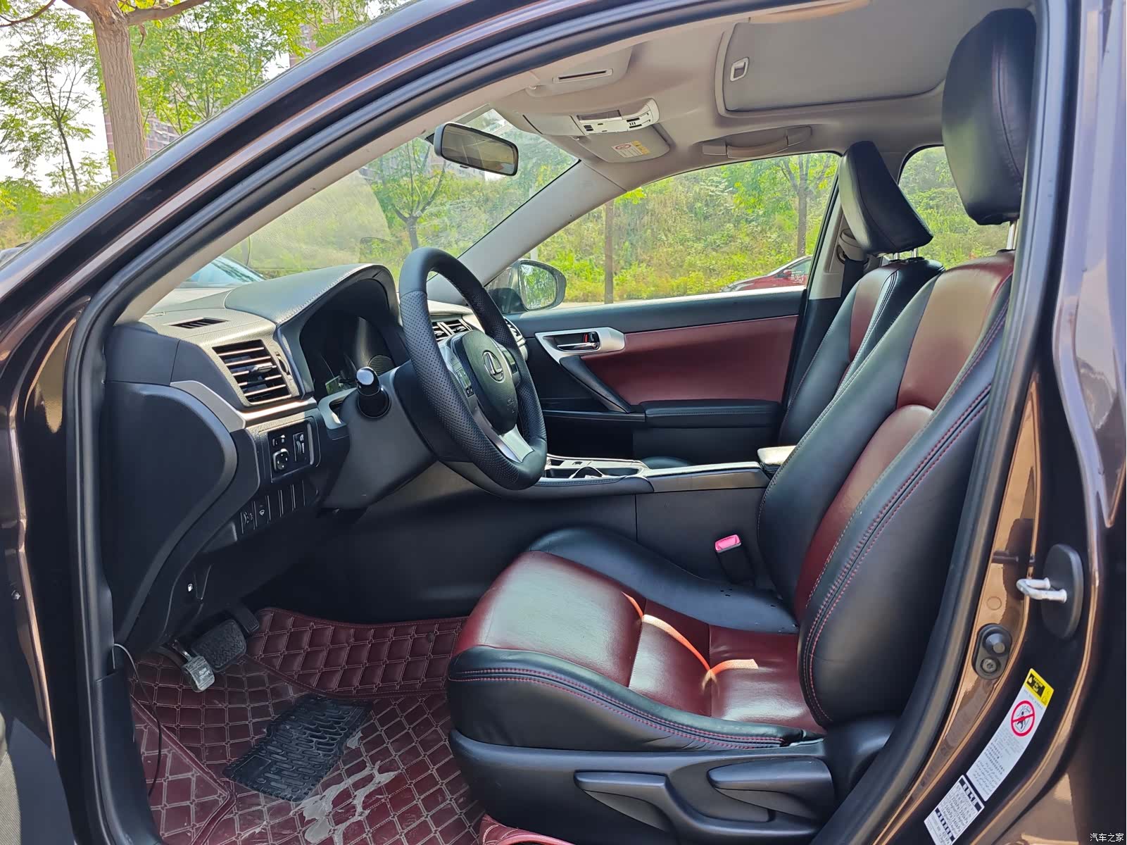 Lexus CT, 2012 все фото