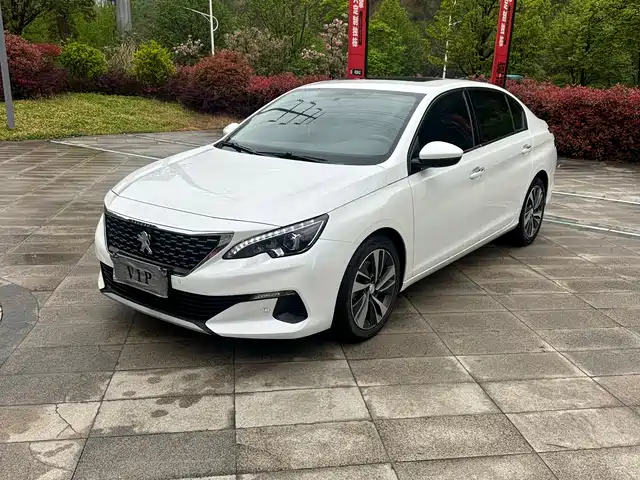 Peugeot 408 2020 — купить из Китая под заказ