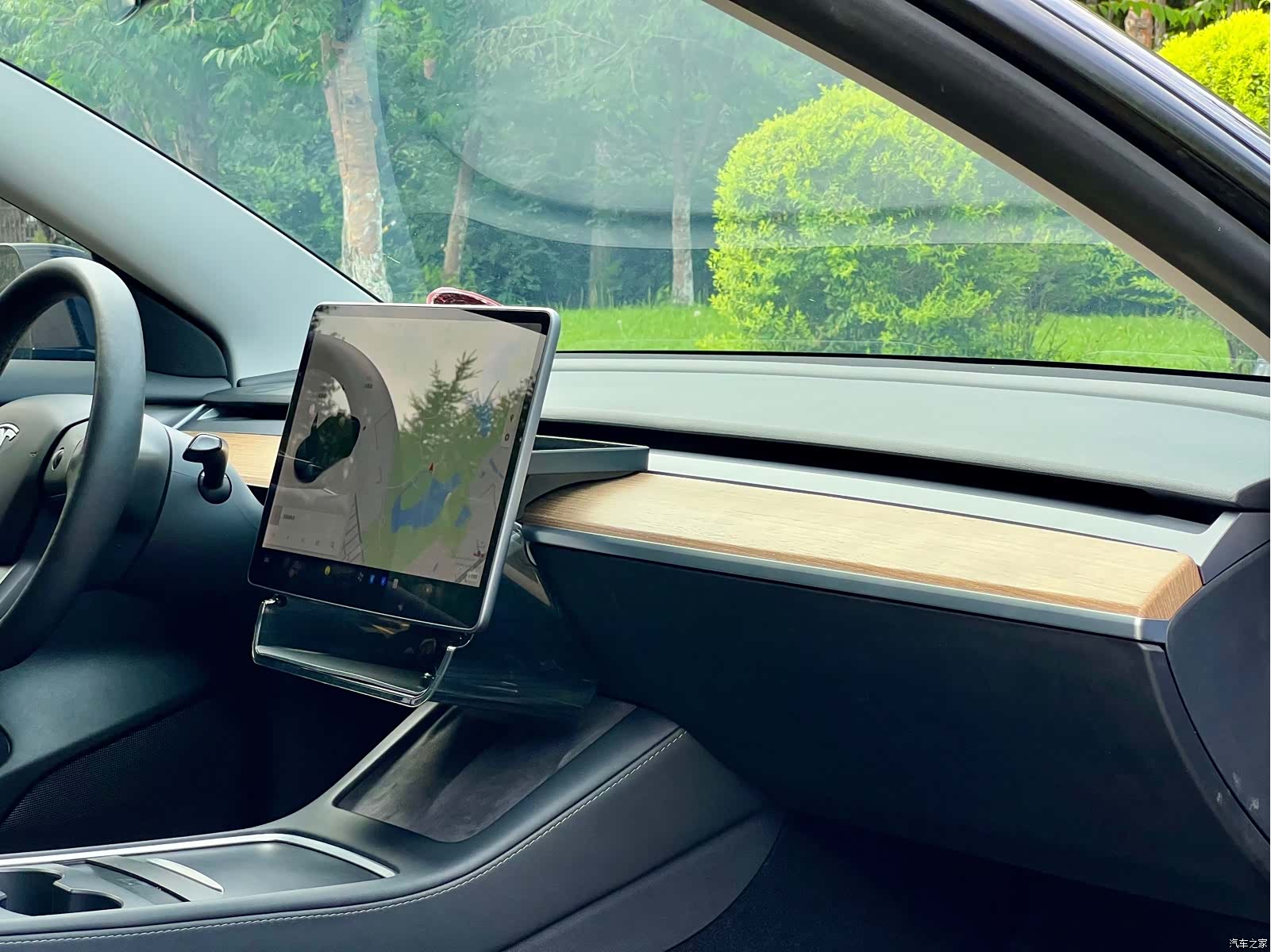 Tesla Model 3, 2021 25