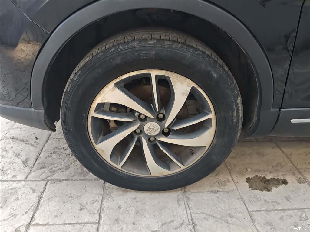Wuling 560, 2016 23