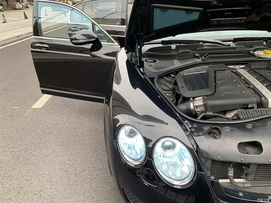 Bentley Flying Spur, 2013 19