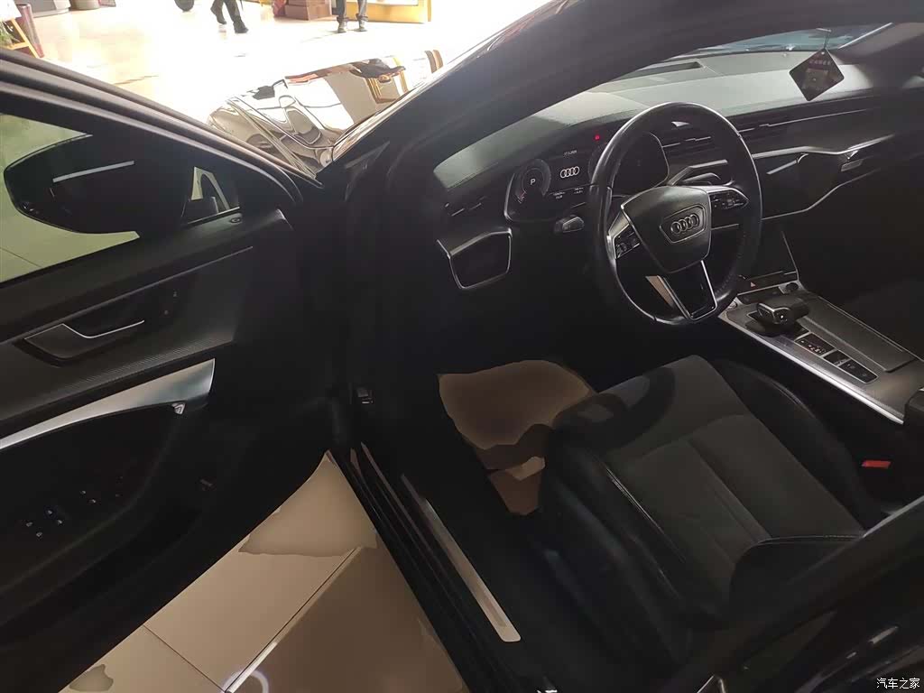 Audi A6L, 2020 12