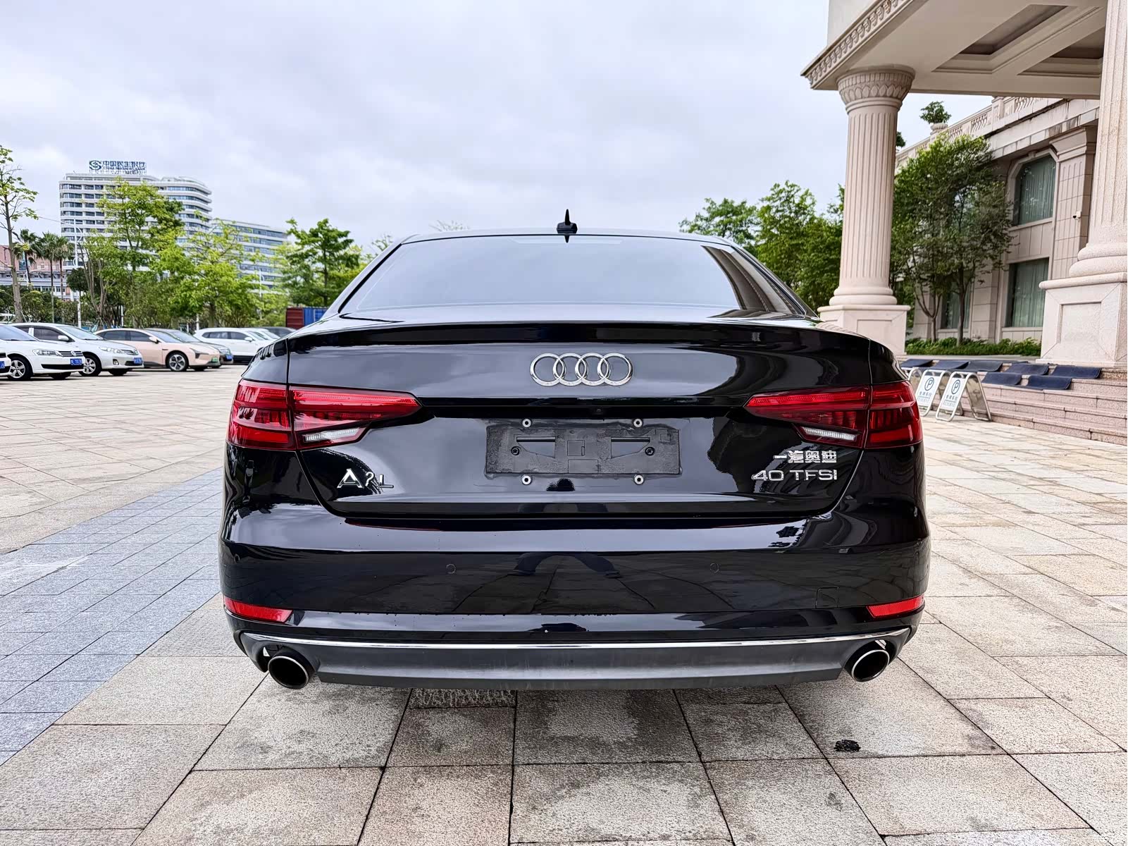 Audi A4L, 2017 11