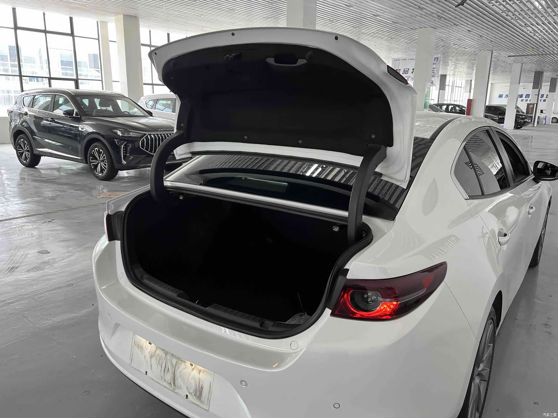 Mazda Mazda3, 2021 17