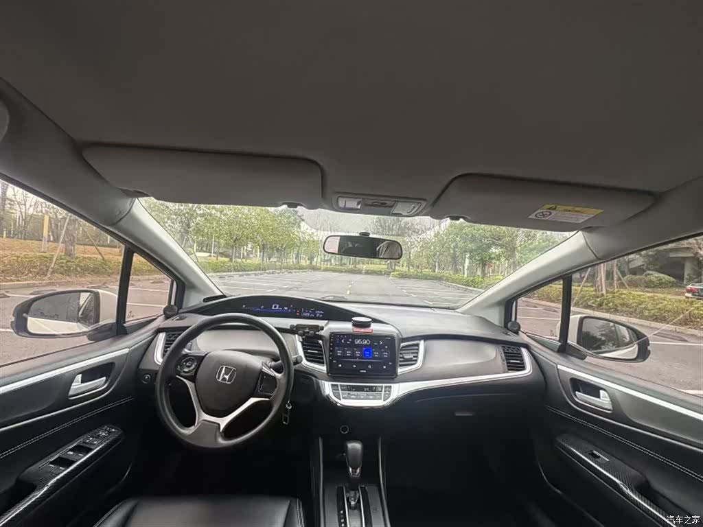 Honda Jade, 2018 13