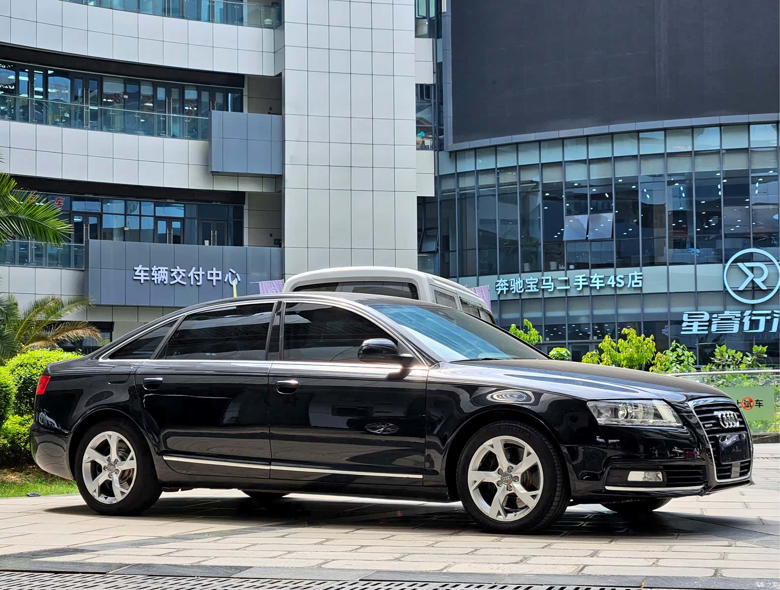 Audi A6L, 2011 2
