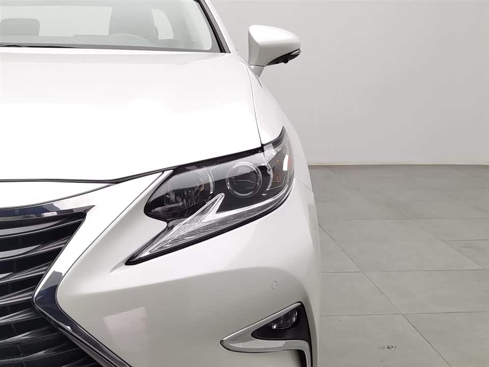 Lexus ES Lexus ES