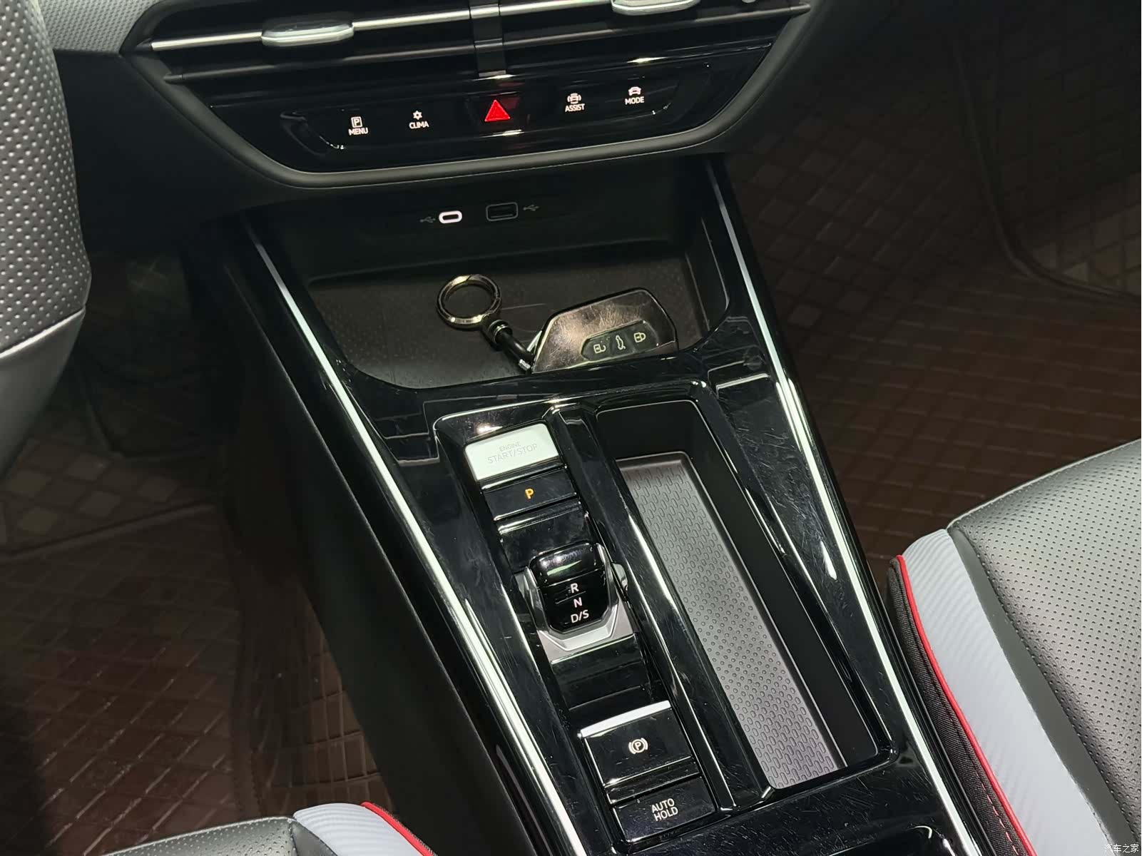 Volkswagen Lamando, 2022 12