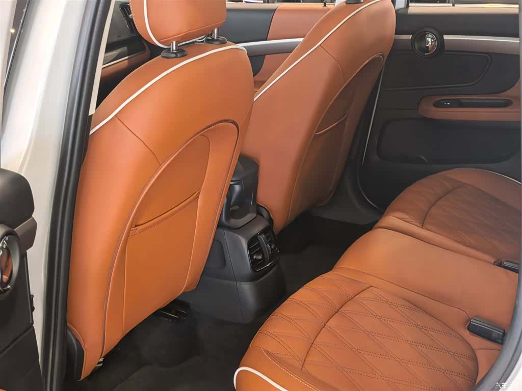 Mini Countryman, 2023 11