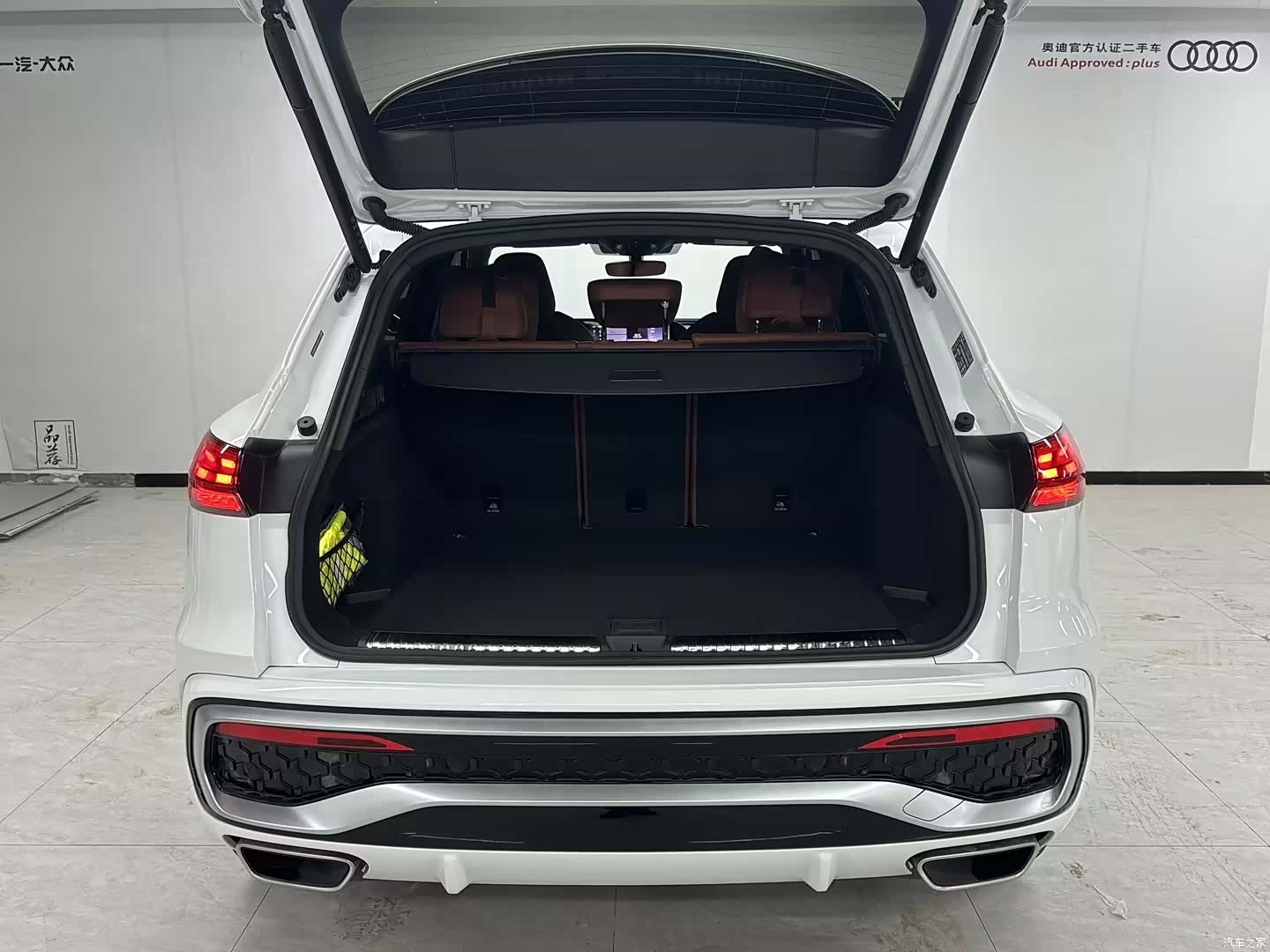 Audi Q5L, 2025 6