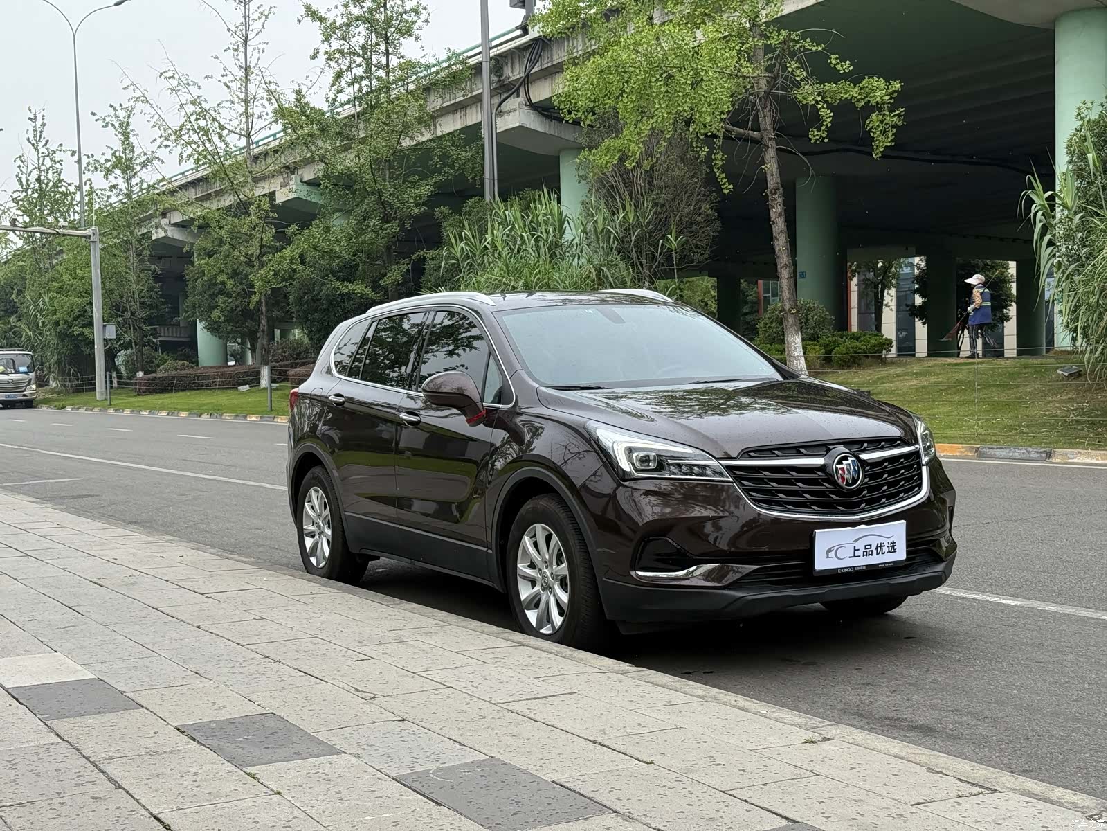 Buick Envision Plus, 2021 3