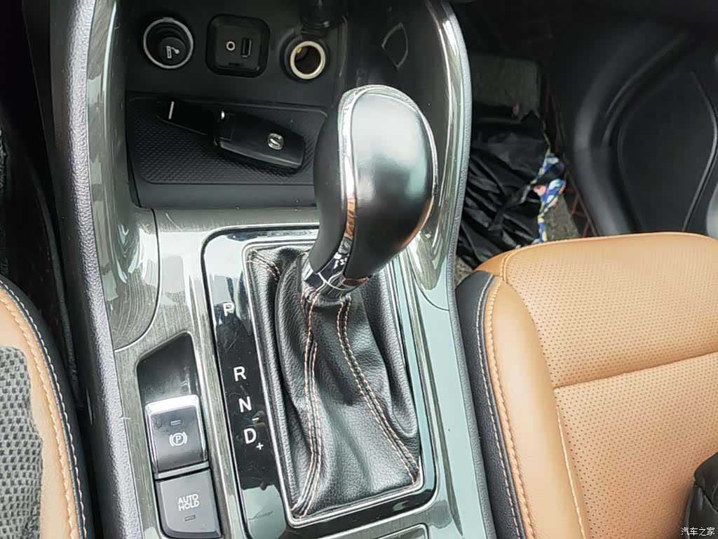 Changan CS75, 2017 14