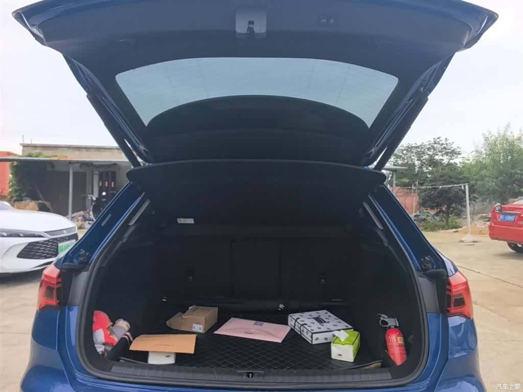 Audi Q3, 2022 19