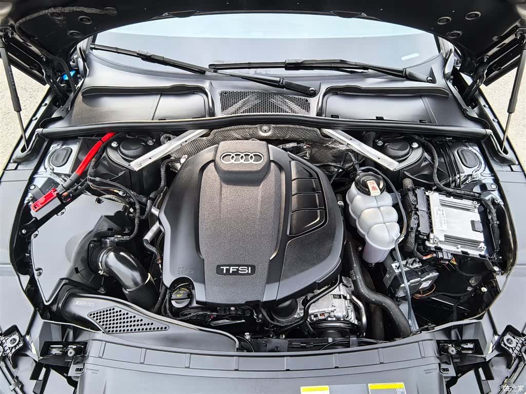 Audi A4L, 2023 8