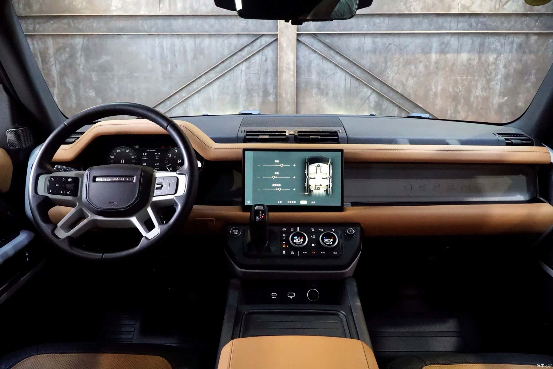 Land Rover Defender, 2024 13