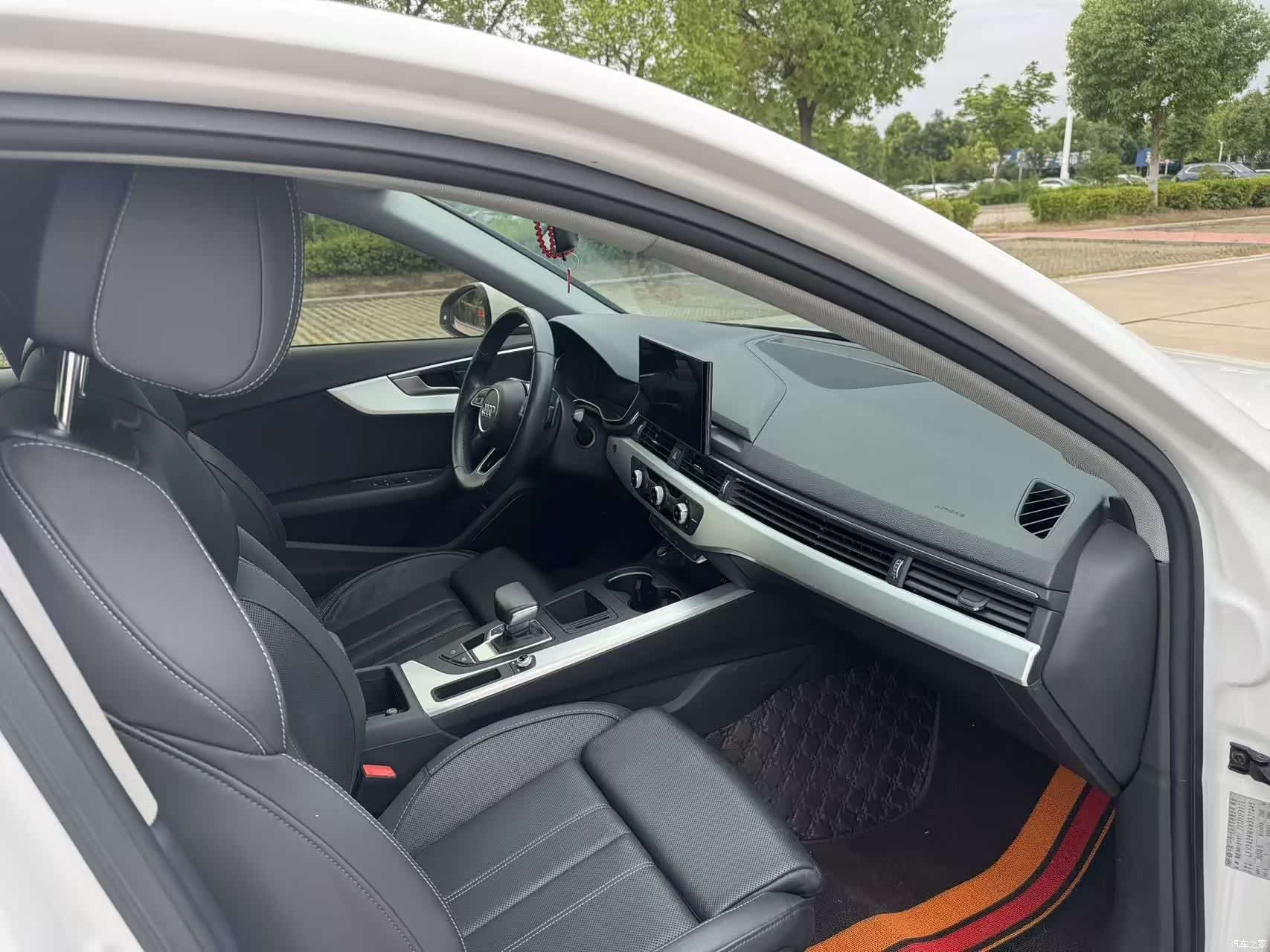 Audi A4L, 2022 17