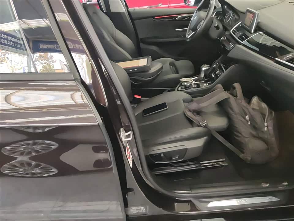 BMW 2 series multifunctional station wagon