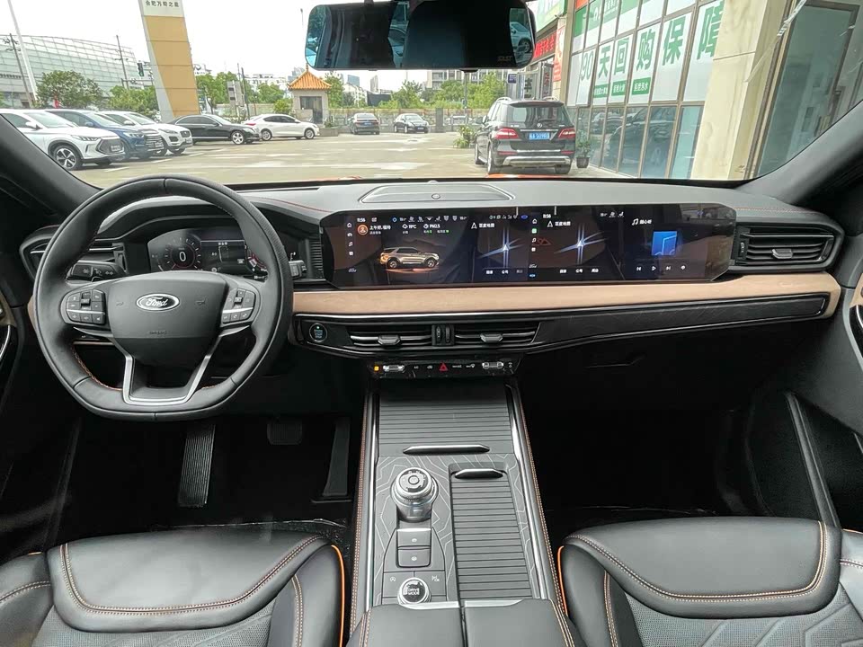 Ford Explorer Ford Explorer
