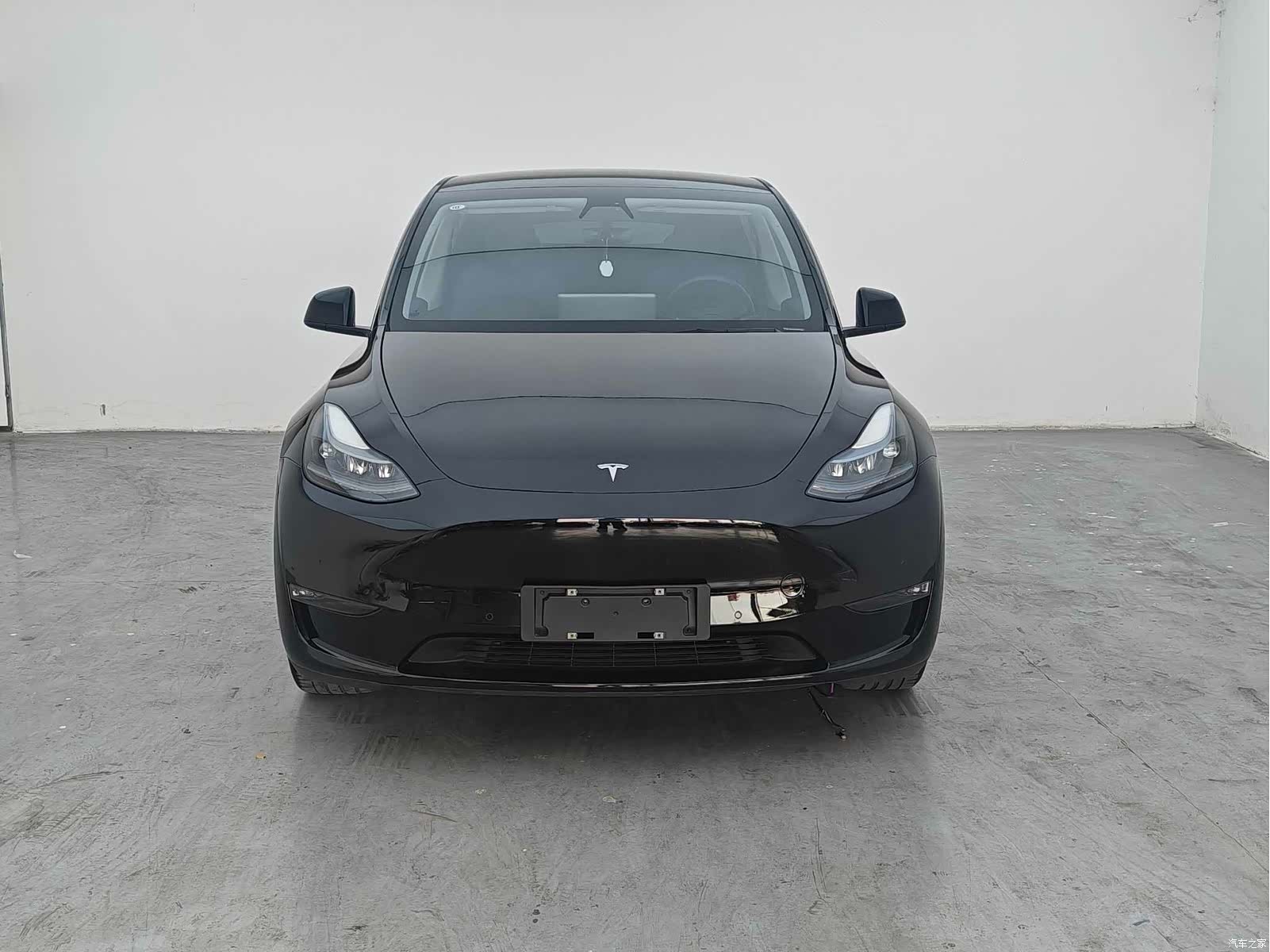 Tesla Model Y, 2022 2
