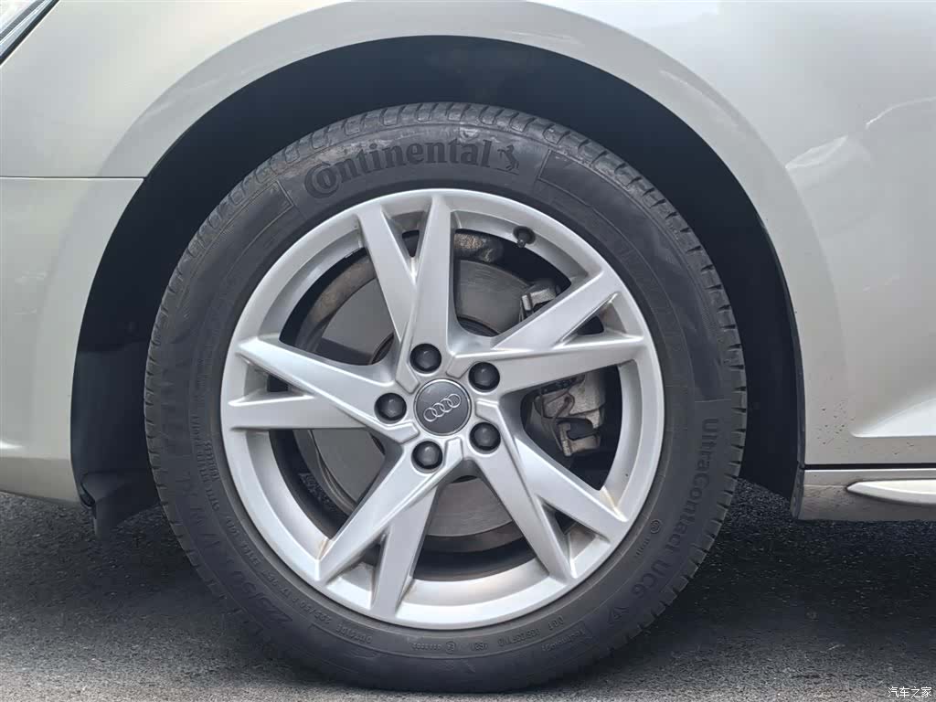 Audi A4L, 2018 19