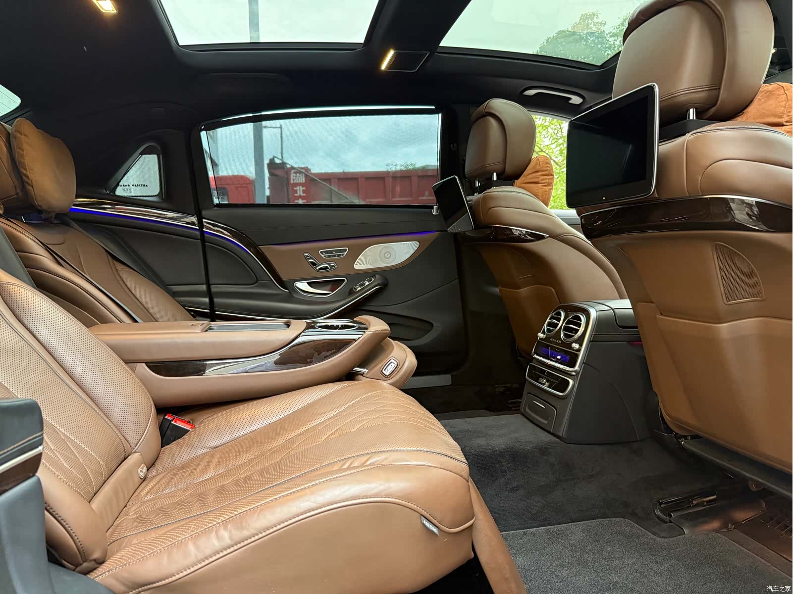 Maybach S-Class, 2019 11
