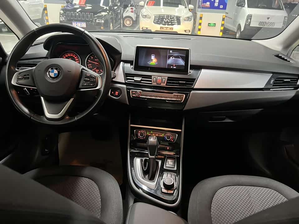 BMW 2 series station wagon