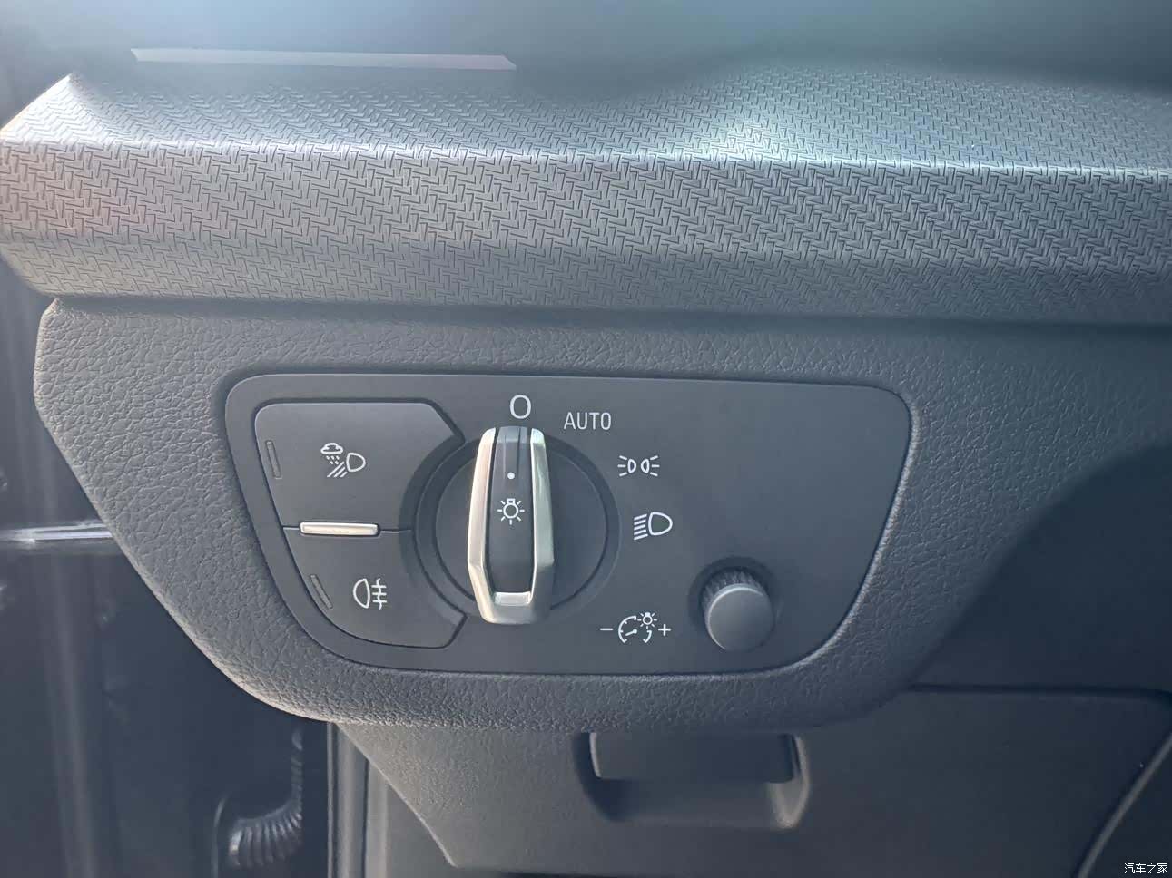 Audi Q5L, 2024 11