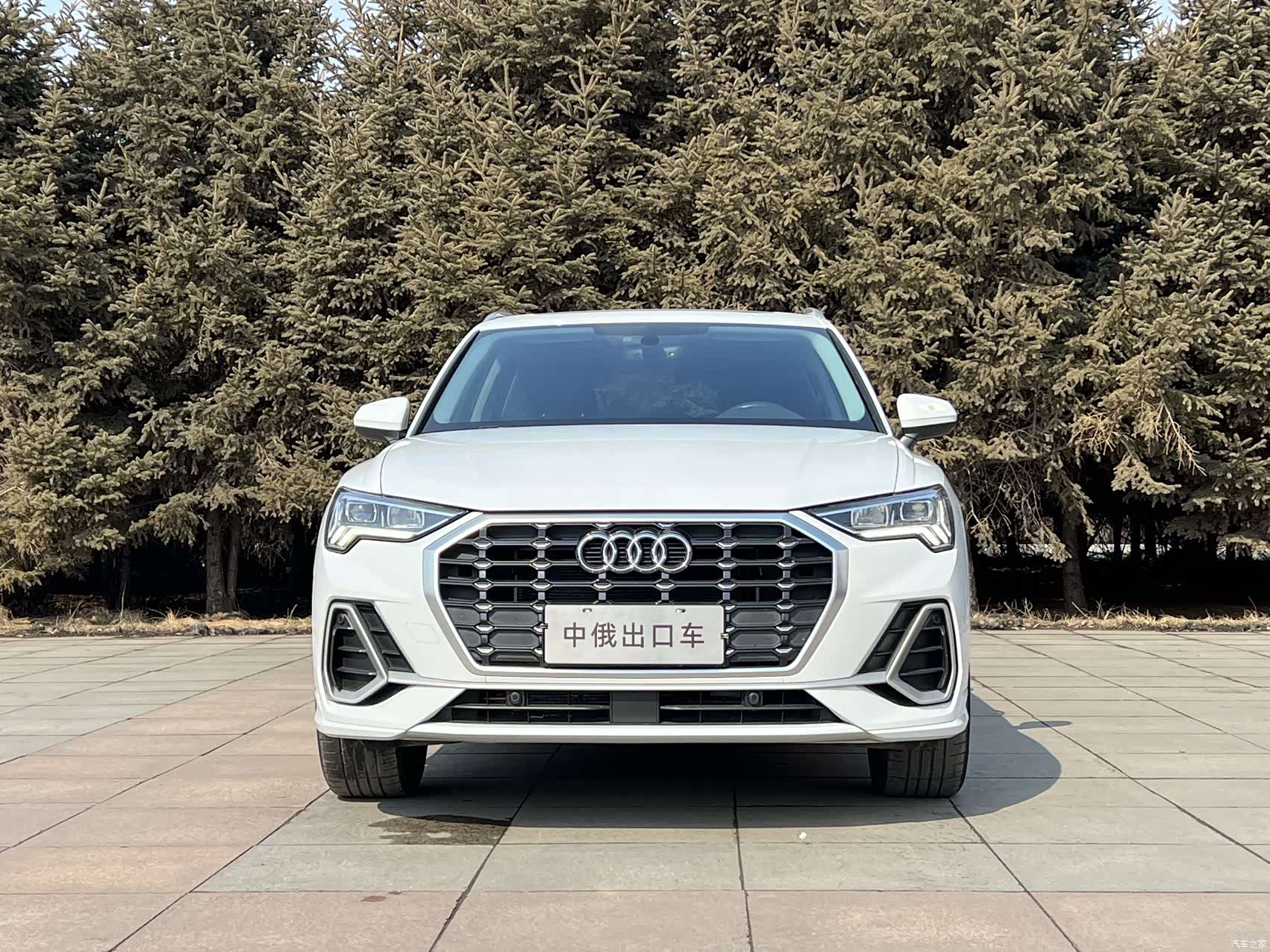 Audi Q3, 2022 2