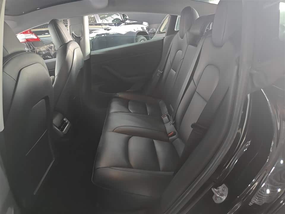 Tesla Model 3 Tesla Model 3