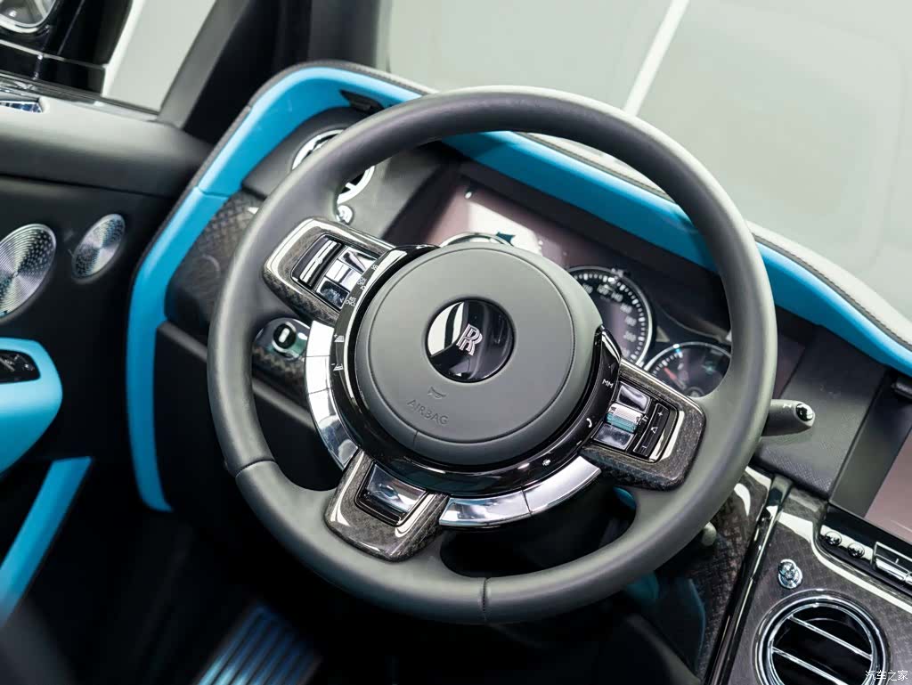 Rolls-Royce Cullinan, 2024 22