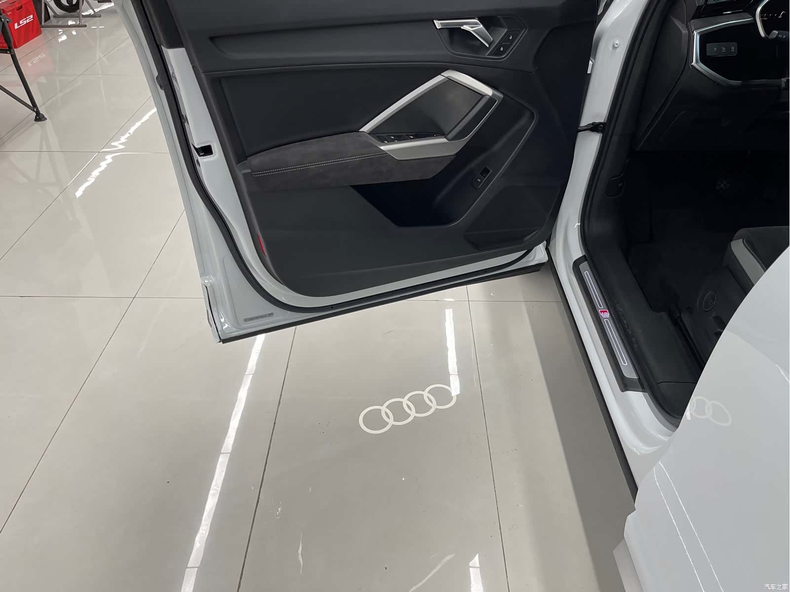 Audi Q3, 2022 23