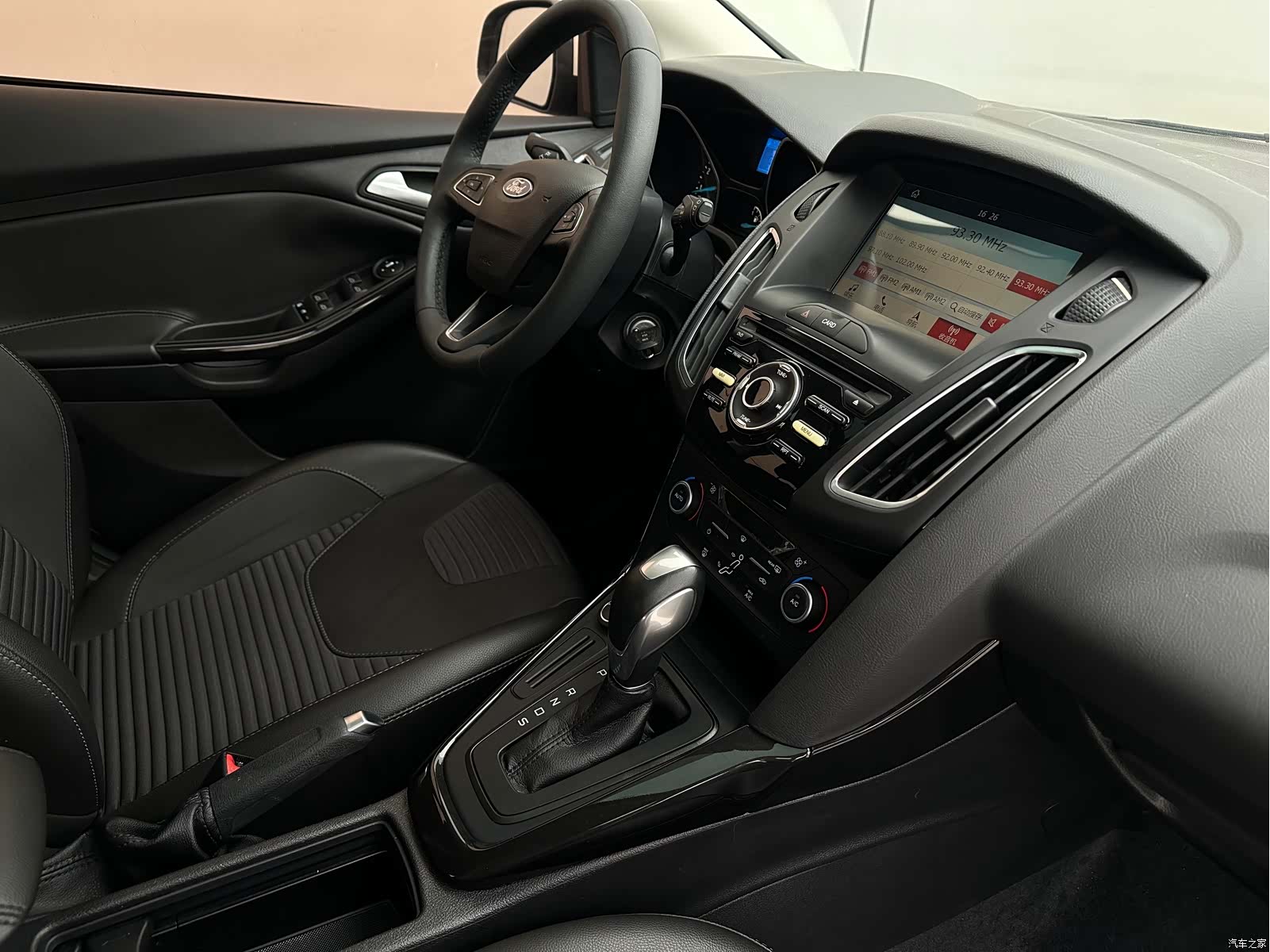 Ford Focus, 2017 10