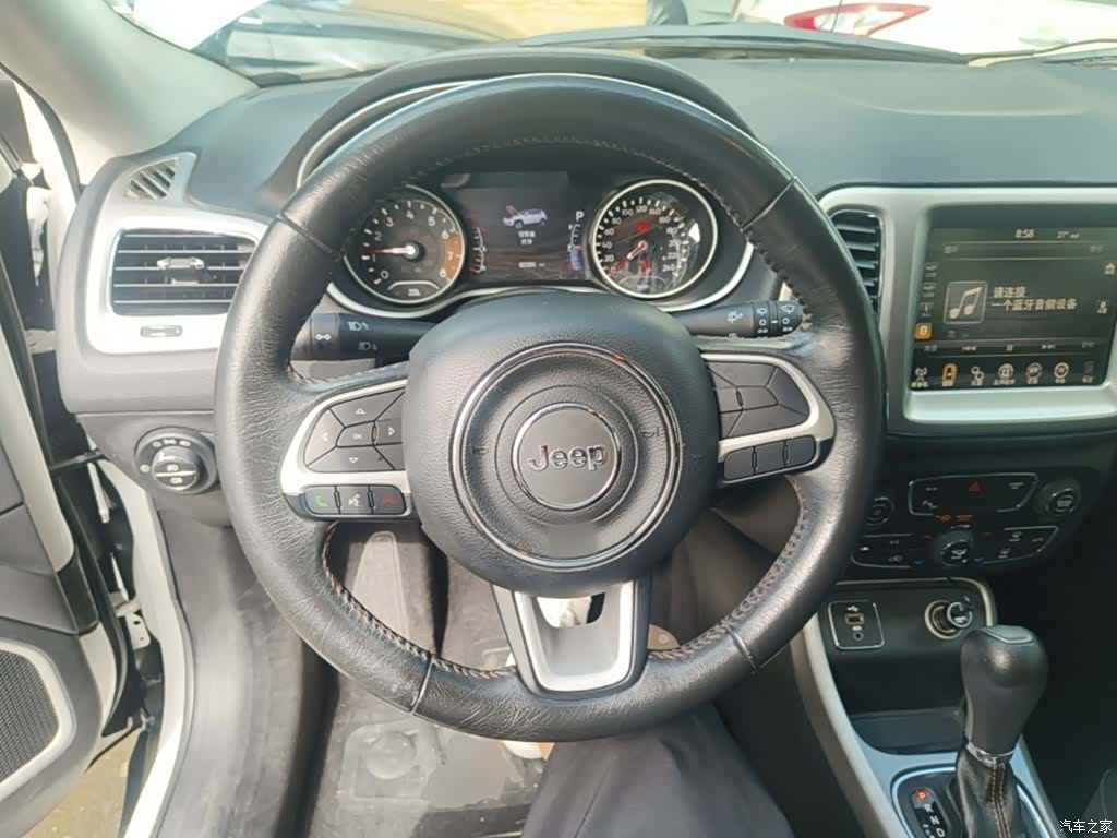 Jeep Compass, 2018 11