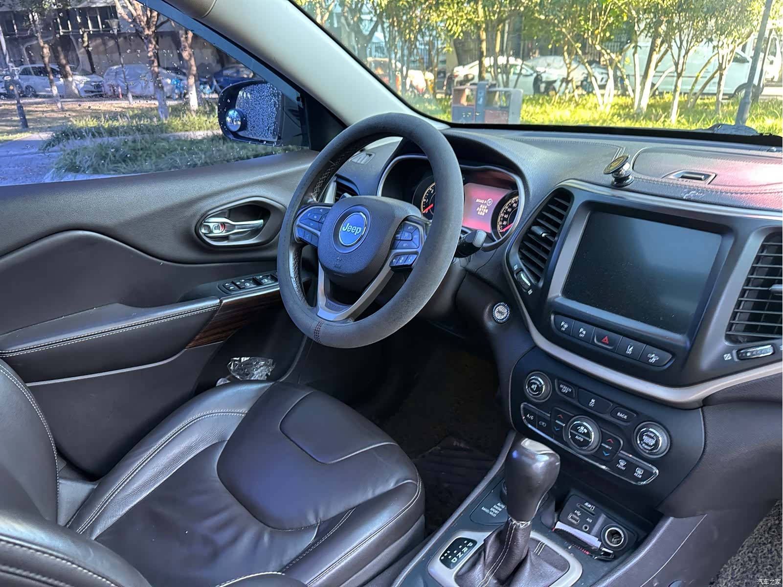 Jeep Cherokee, 2014 17
