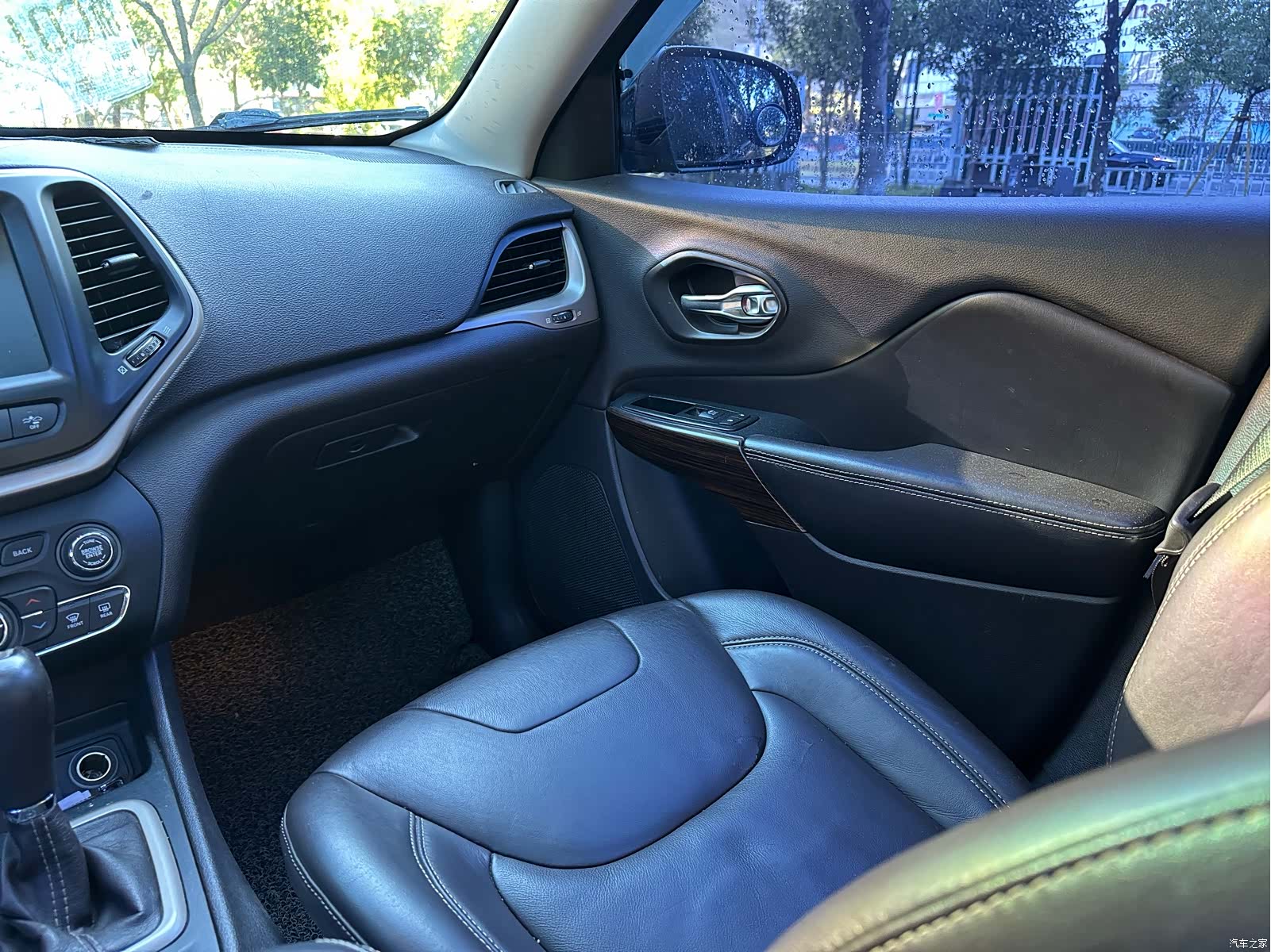 Jeep Cherokee, 2014 9
