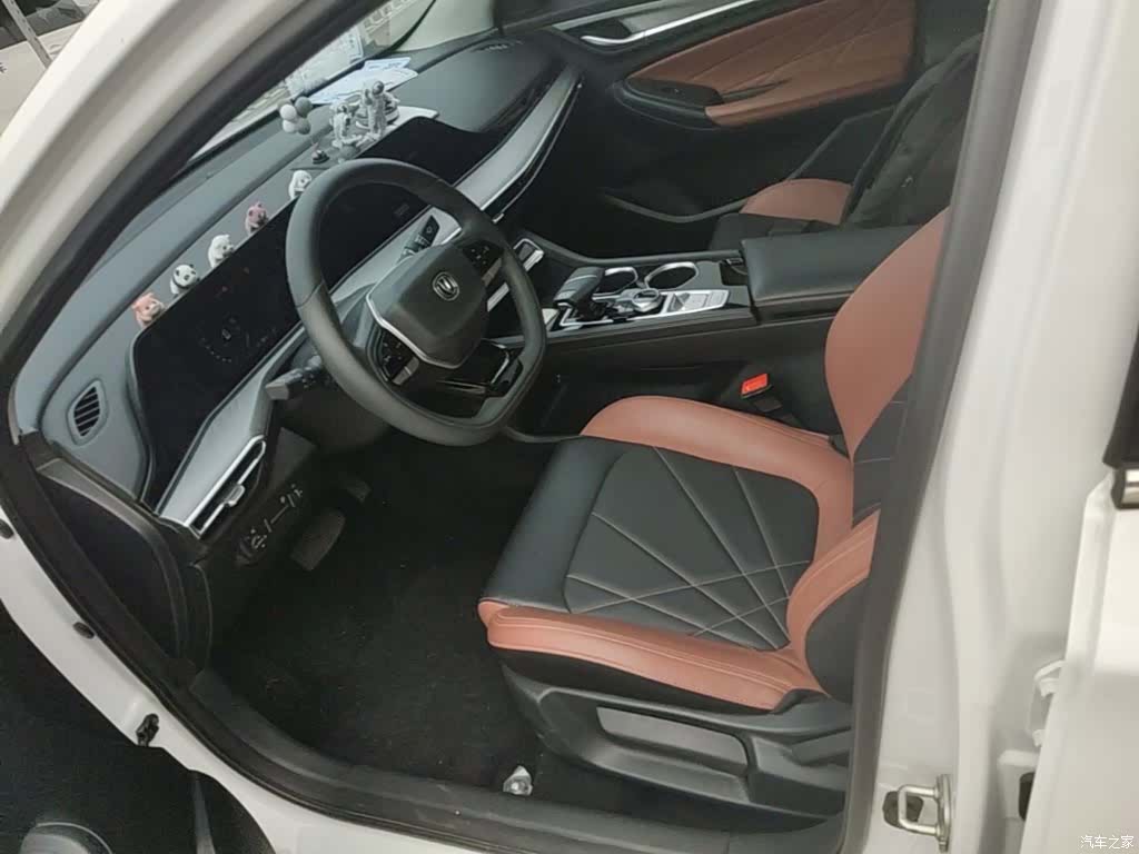 Changan Eado, 2025 15