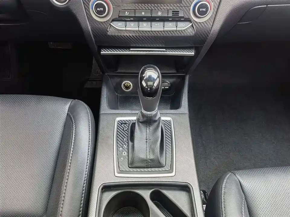 Hyundai Name picture