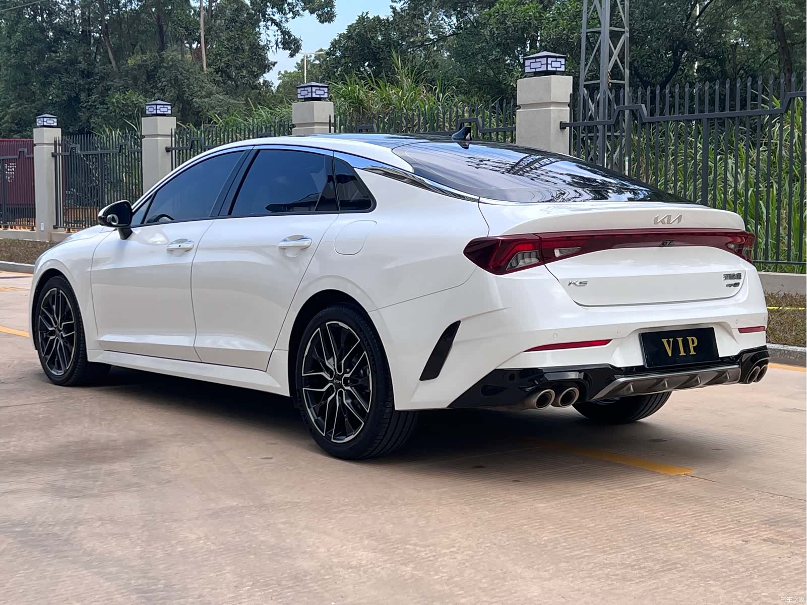 Kia K5, 2022 все фото