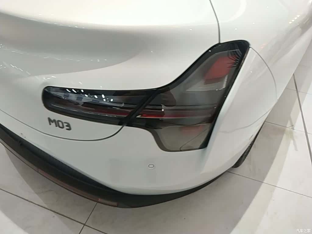 Xpeng Mona M03, 2025 8