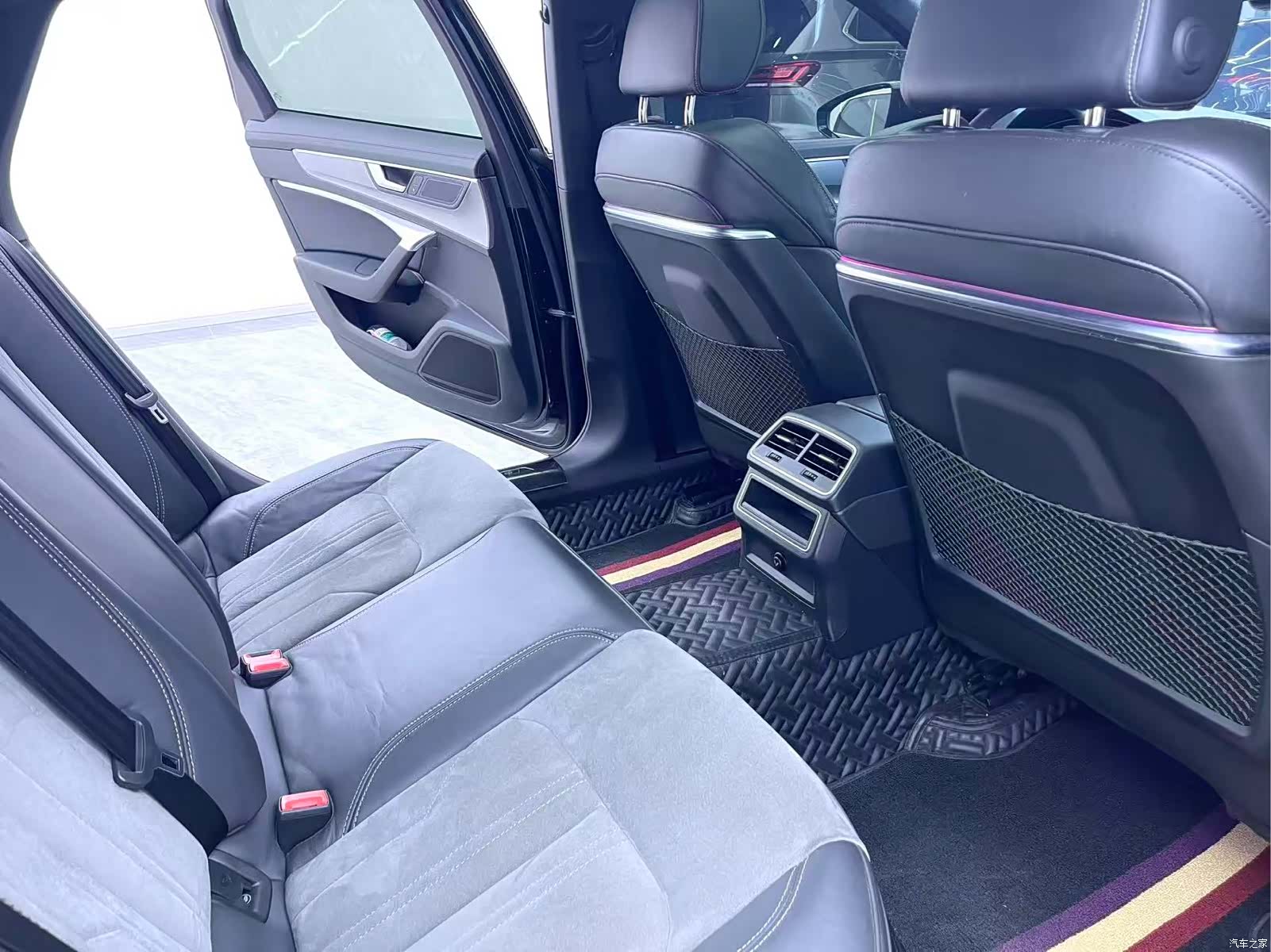 Audi A6L, 2020 9