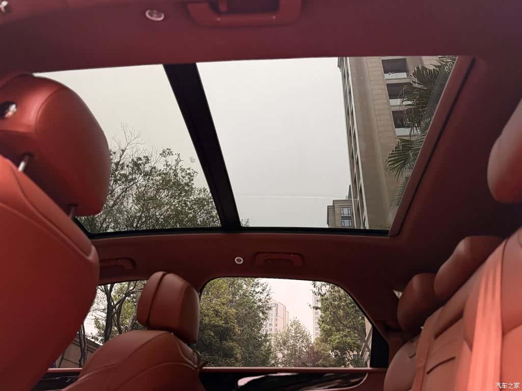 Bentley Bentayga, 2017 22