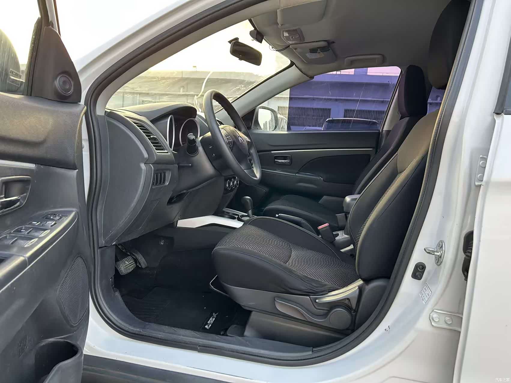 Mitsubishi ASX, 2016 12