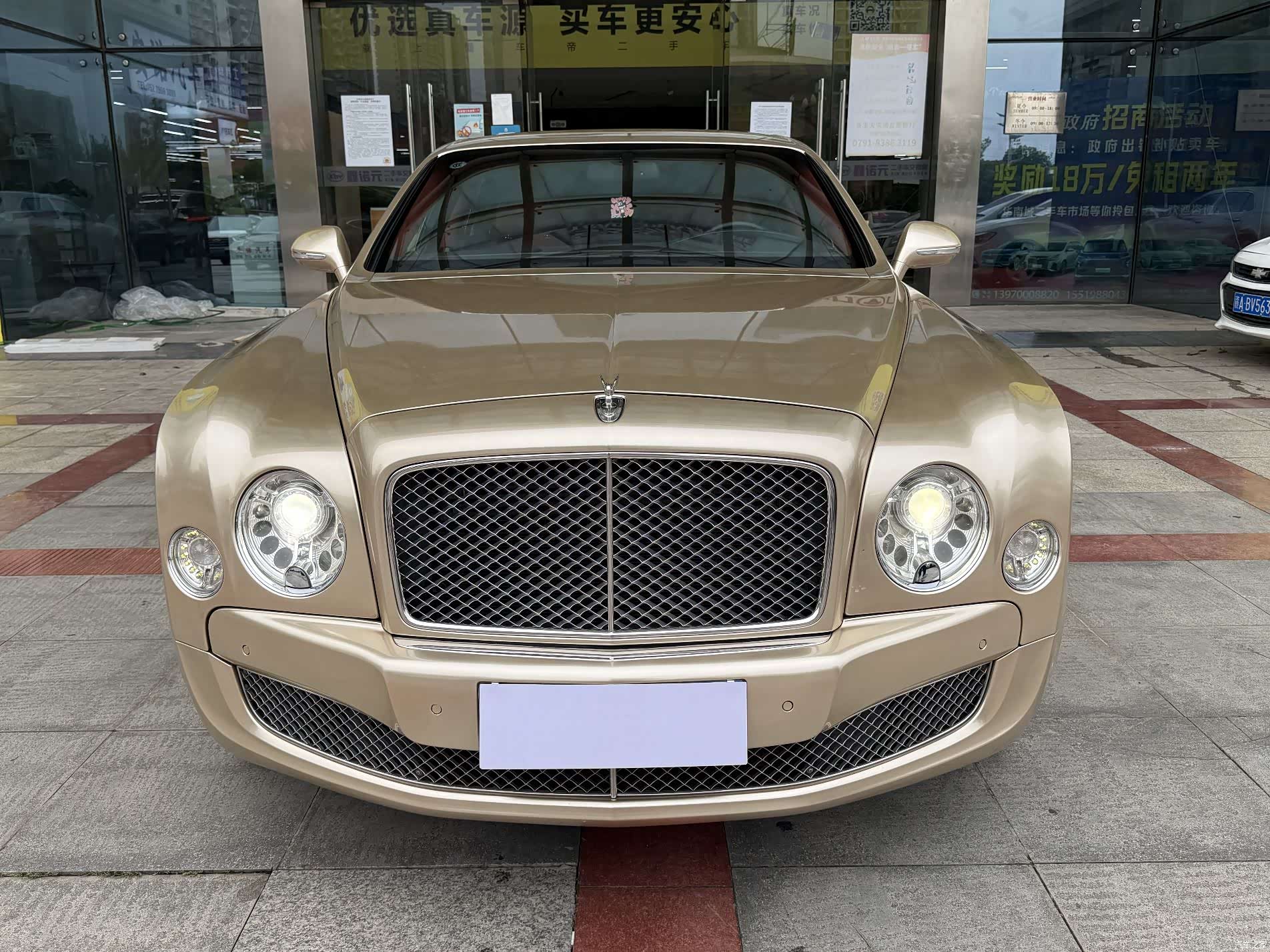 Bentley Mulsanne, 2012 2