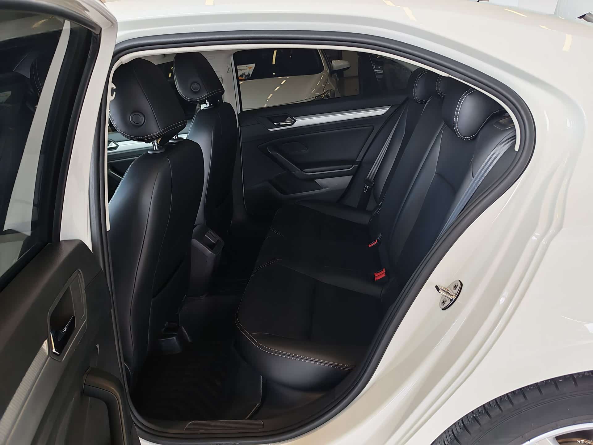 Volkswagen Lamando, 2019 7