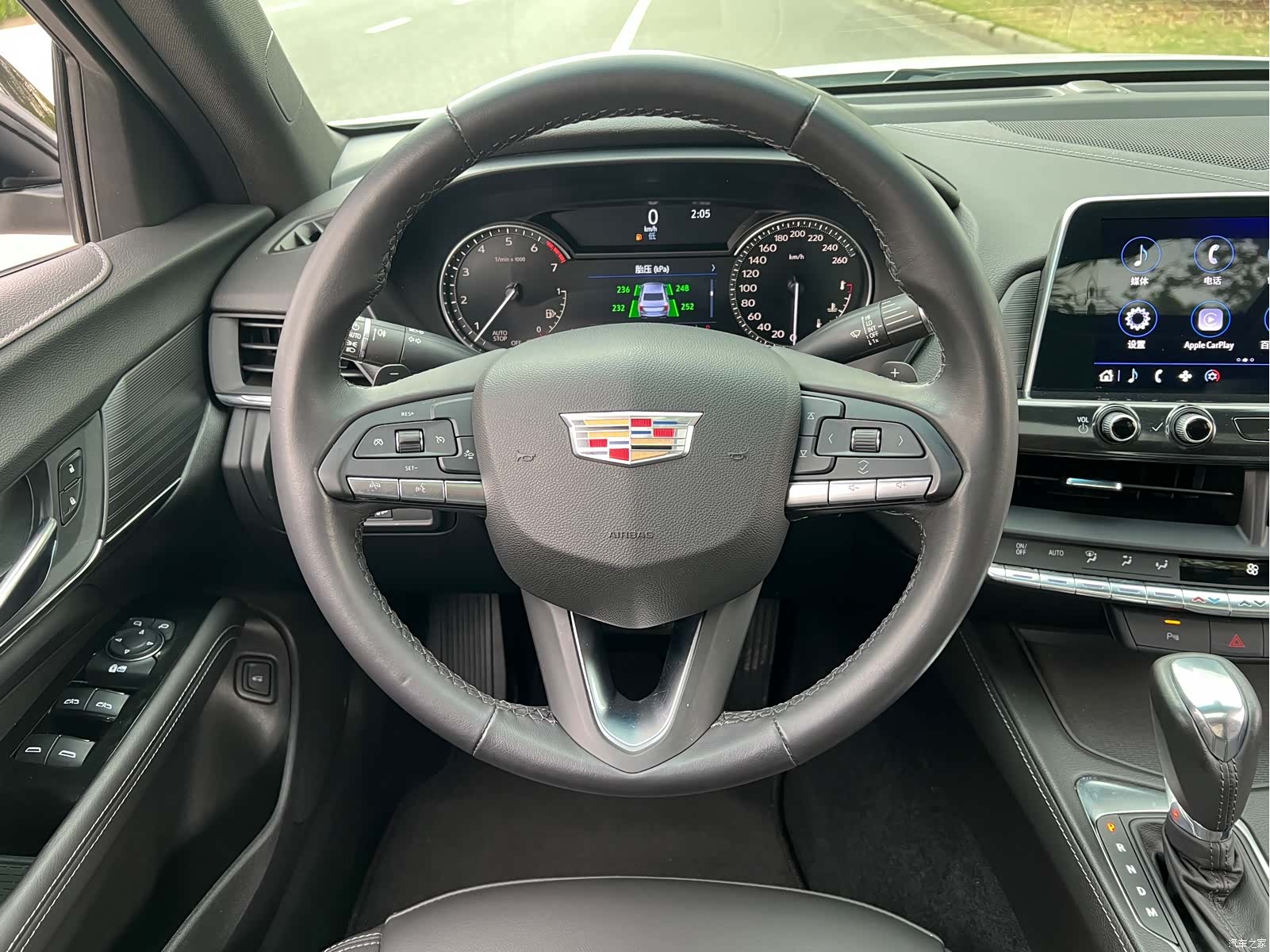 Cadillac CT4, 2021 11