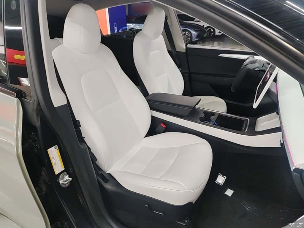 Tesla Model Y, 2024 25