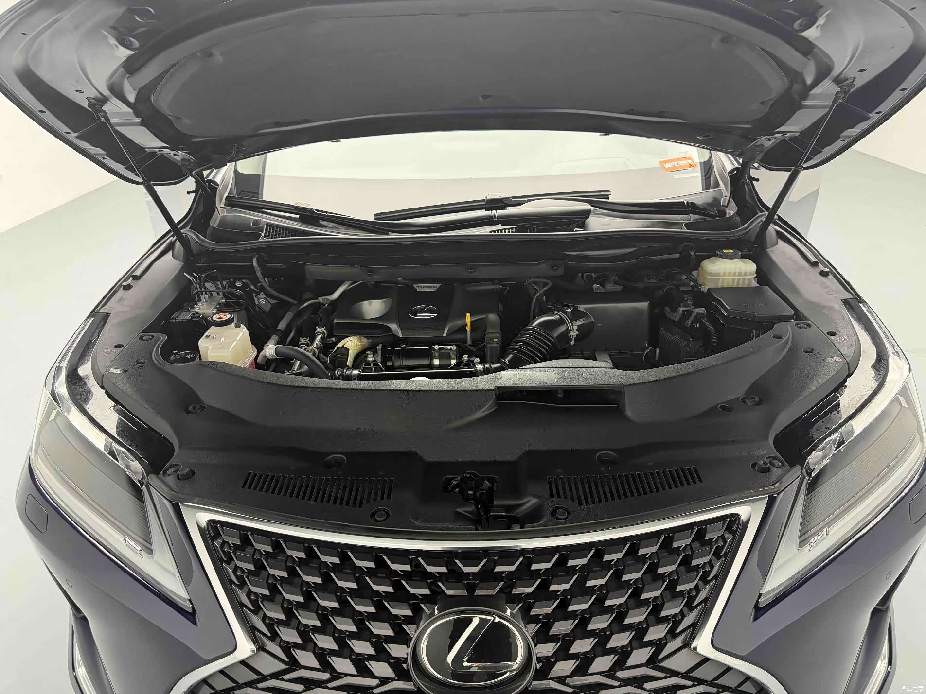 Lexus RX, 2022 12