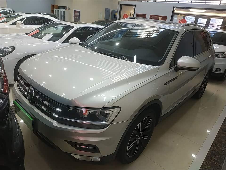 Volkswagen Tiguan L