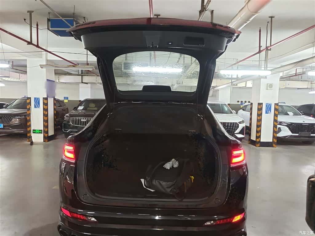 Geely Xingyue, 2022 15
