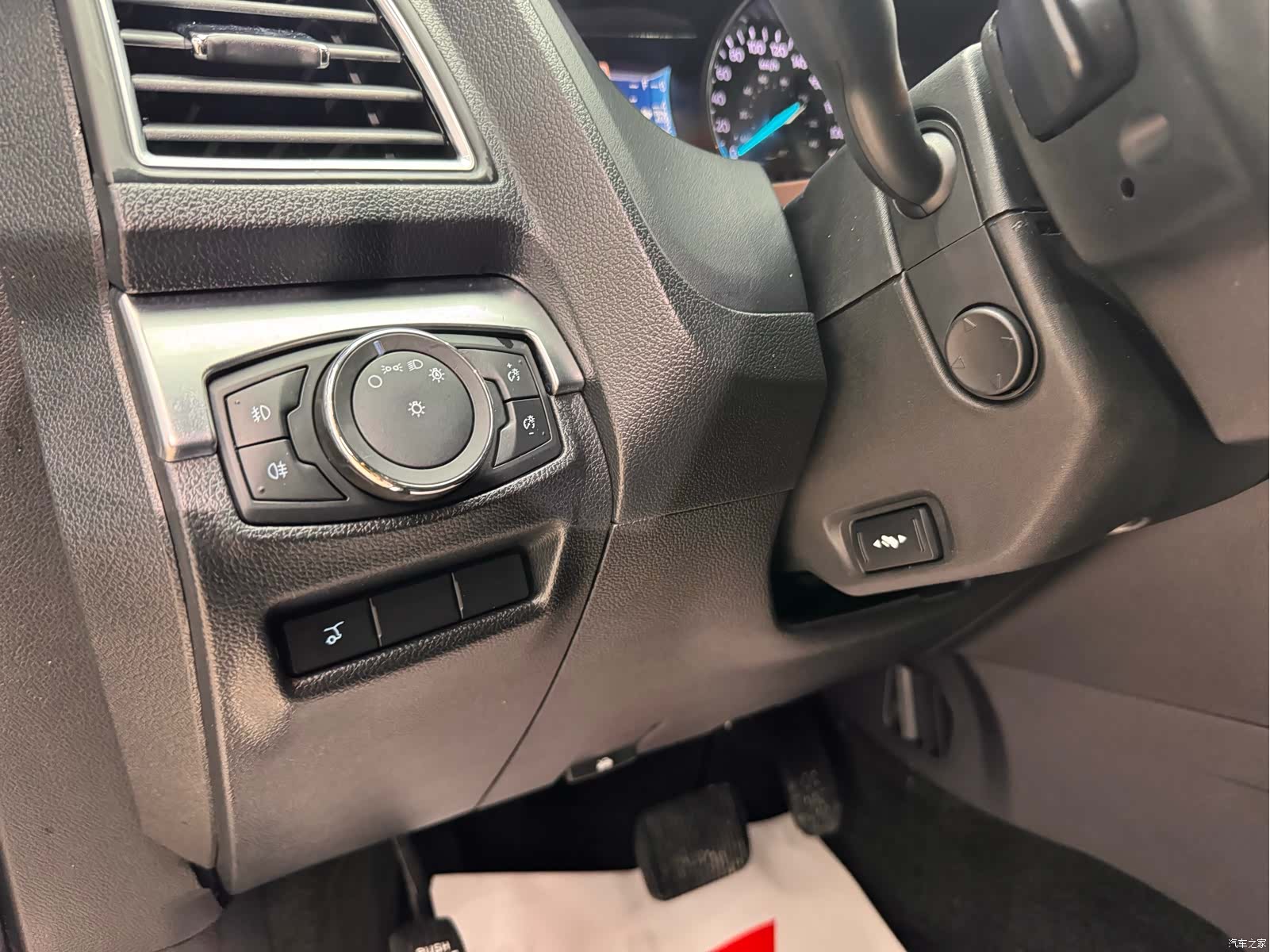 Ford Explorer, 2018 13